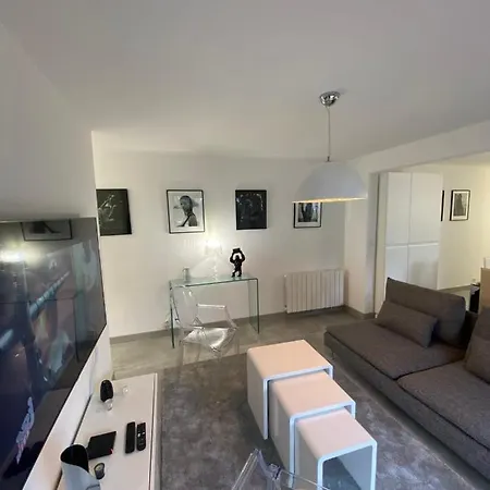 Apartment Modern Flat 5min From The Beach *