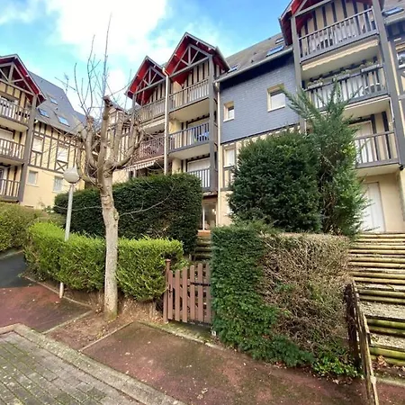 Modern Flat 5min From The Beach * 卡布尔